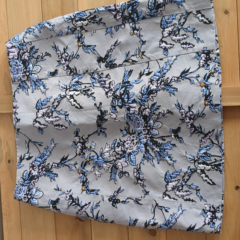 Loft small/medium business skirt